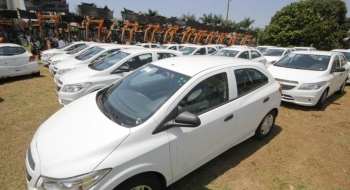 Saneago recebe 351 máquinas e veículos para unidades de Goiânia e do interior